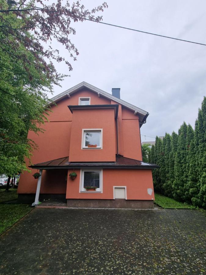Apartmán Cozy Nest Solnohrad Exteriér fotografie